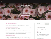 Tablet Screenshot of cutdriedflowerfarm.com